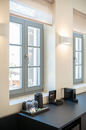 华丽双人房 | 防过敏的被褥、客房内保险箱、特色装修、特色家居