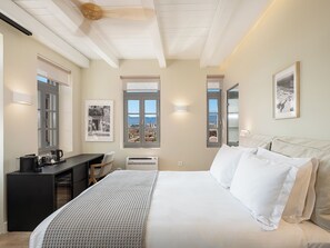 奢华客房 | 防过敏的被褥、客房内保险箱、特色装修、特色家居