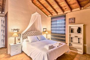 5 chambres, fer et planche à repasser, lit parapluie, Wi-Fi gratuit