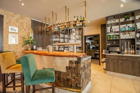 Bar (en la propiedad)