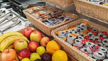 Colazione a buffet a pagamento, servita tutte le mattine