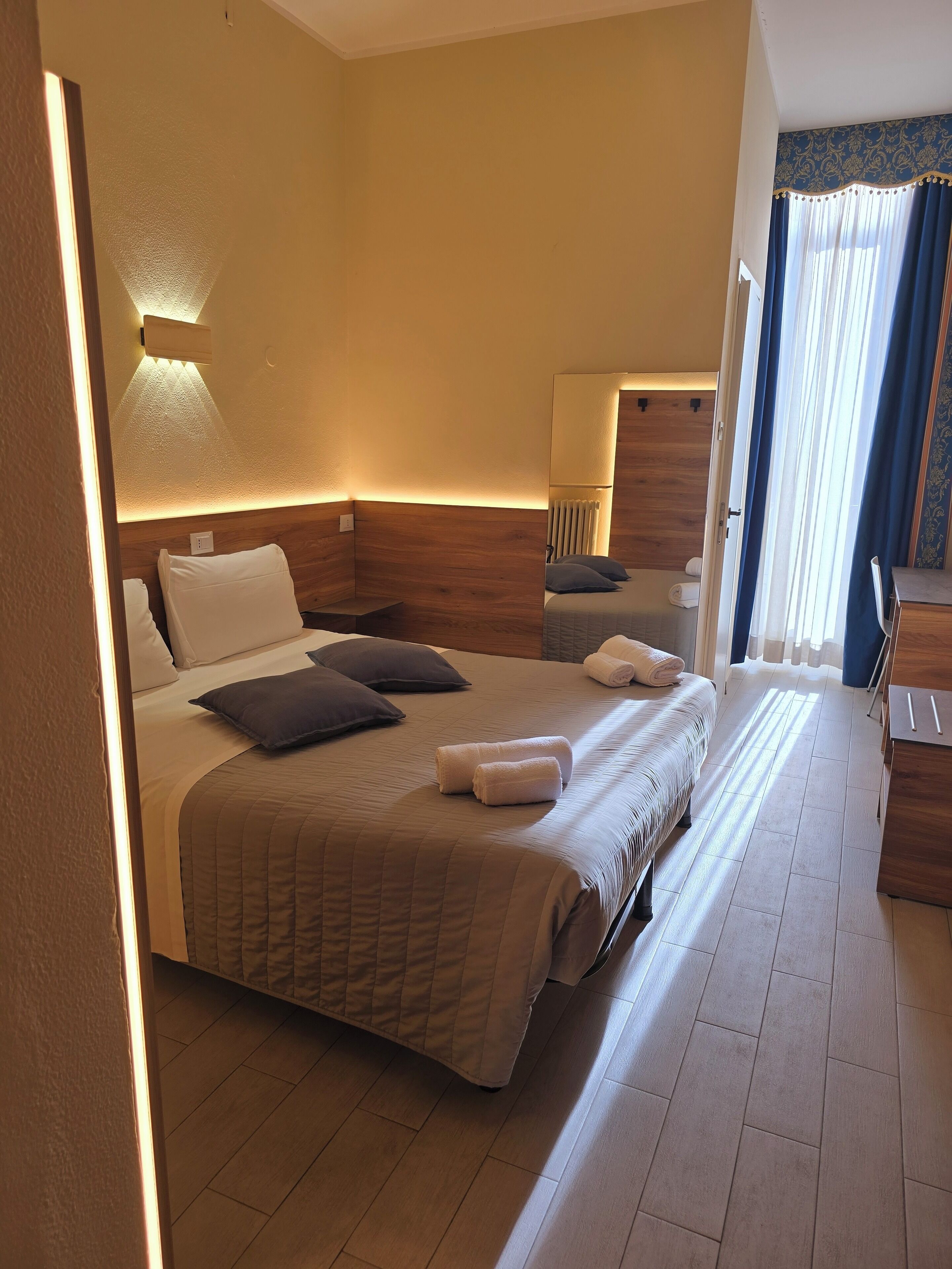 Basic Double Room, 1 Bedroom | Desk, free WiFi