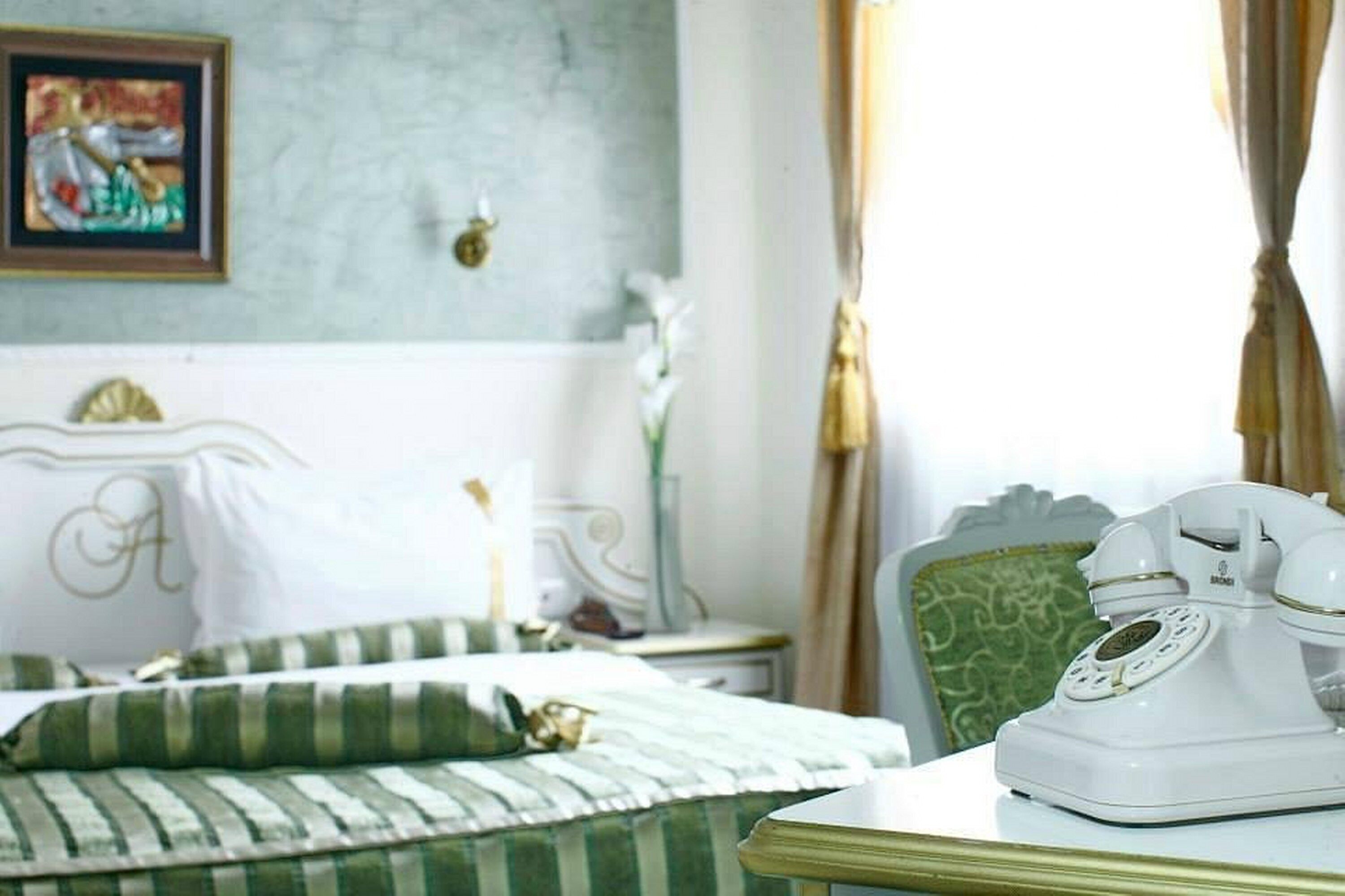 Photo - Queen's Astoria Design Hotel