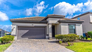 House (185 Balmoral) | Exterior - 185 Balmoral (Haines City)