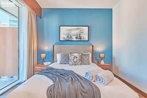 Deluxe Apartment | 4 bedrooms, iron/ironing board, free WiFi, bed sheets - bnbme | U Bora Towers | 3 + Maids (Dubai)