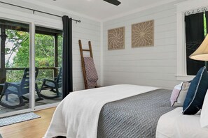 2 Schlafzimmer, Schreibtisch, Bügeleisen/Bügelbrett, kostenloses WLAN