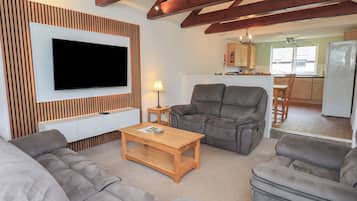 Cottage | Living area