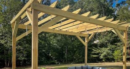 Calla Hill-Get away and relax inside or out!