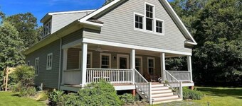 Calla Hill-Get away and relax inside or out!