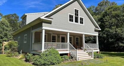 Calla Hill-Get away and relax inside or out!