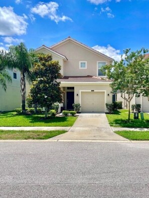 Maison, 5 chambres | Extérieur