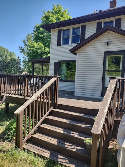 Very comfortable house in the heart of Big Bay, with everything you need.