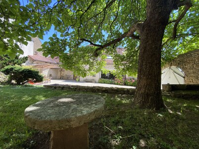 Domaine Les Hauts Pres 4 / Propriété de Charme au Pied des Vignes