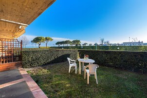 Apartamento básico | Terraza o patio