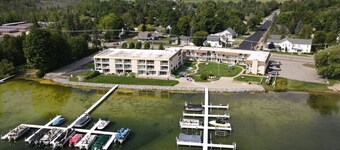 Lakefront Condo w/ Private Boat Dock on Crooked Lake- Petoskey & Harbor Springs
