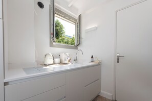 Private kitchen - La Bâtisse en Blanc (Vallauris)