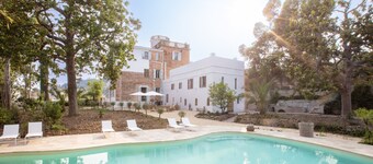 La Bâtisse en Blanc