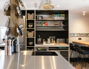 Breakfast area - STAY Lagom Coastal House (Ballycastle)