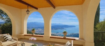 VILLA SPENSER - CinqueTerre   
Historic villa with sea view , pool, A/C, 8 pax