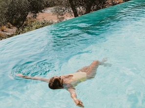 Seasonal outdoor pool, pool umbrellas, sun loungers