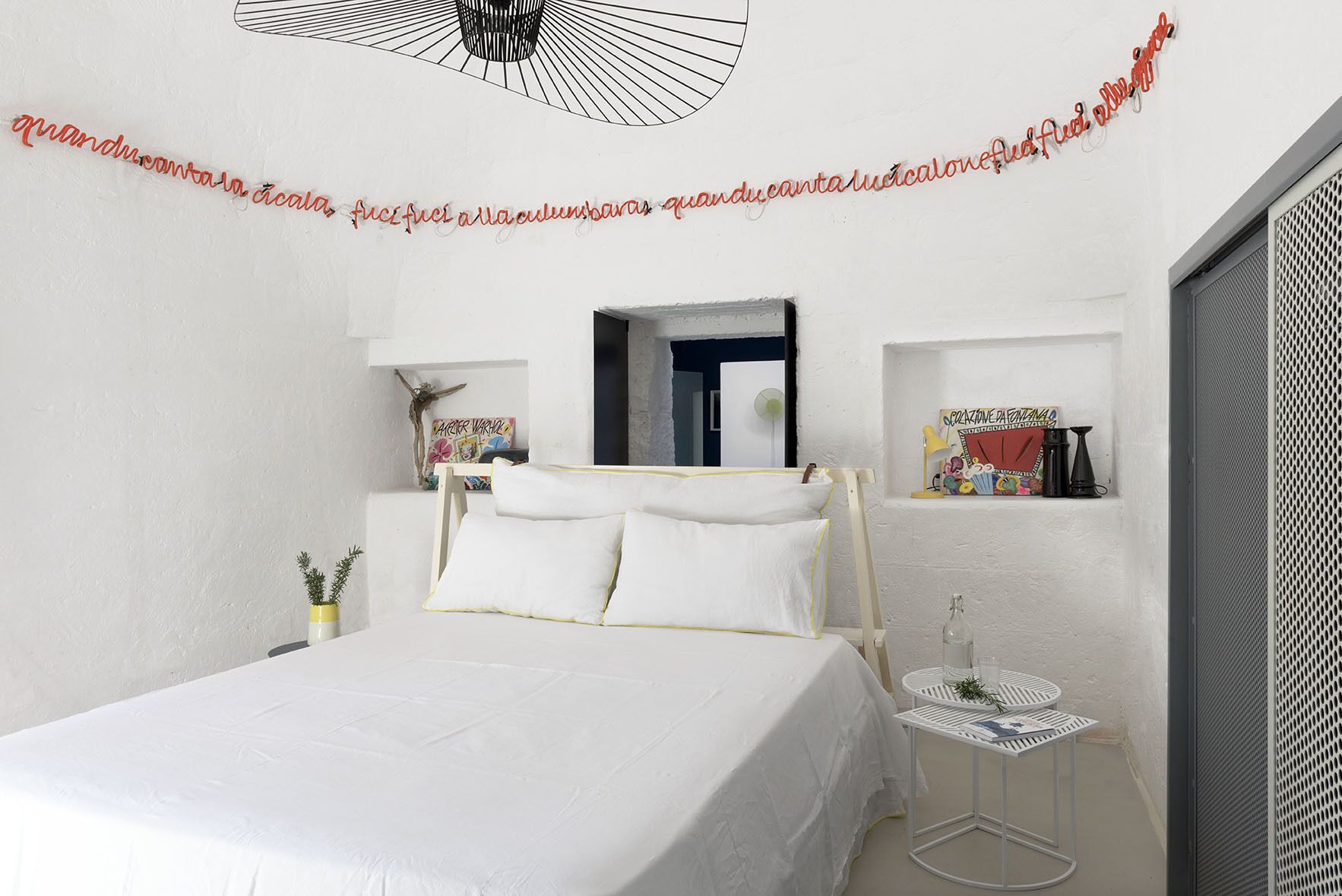 Villa Luxury | Una cassaforte in camera, con stile personalizzato