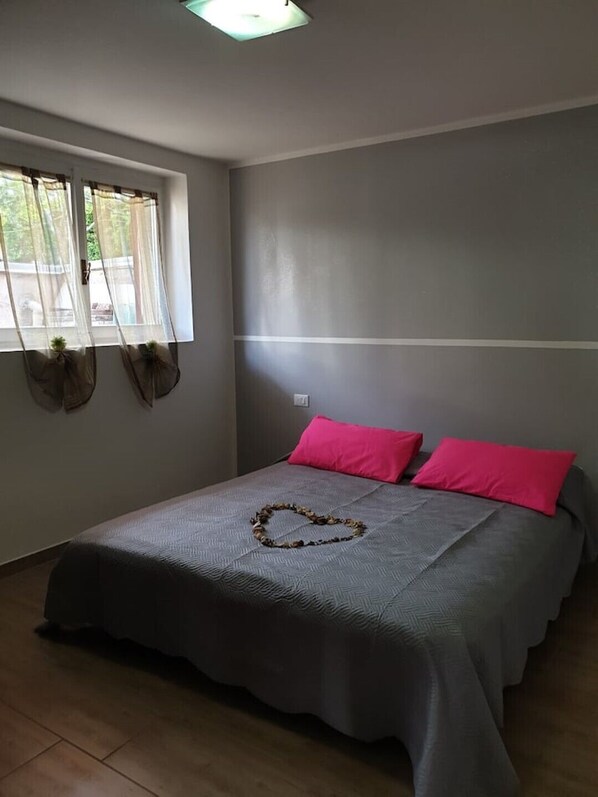 1 makuuhuone, vuodevaatteet