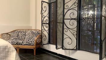 Basic Apartment, 1 Bedroom, City View