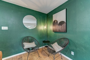 Interior - NEW! Happy Hollow-- w/ 3 King Beds + Ping-Pong/Movie Room (Austin)
