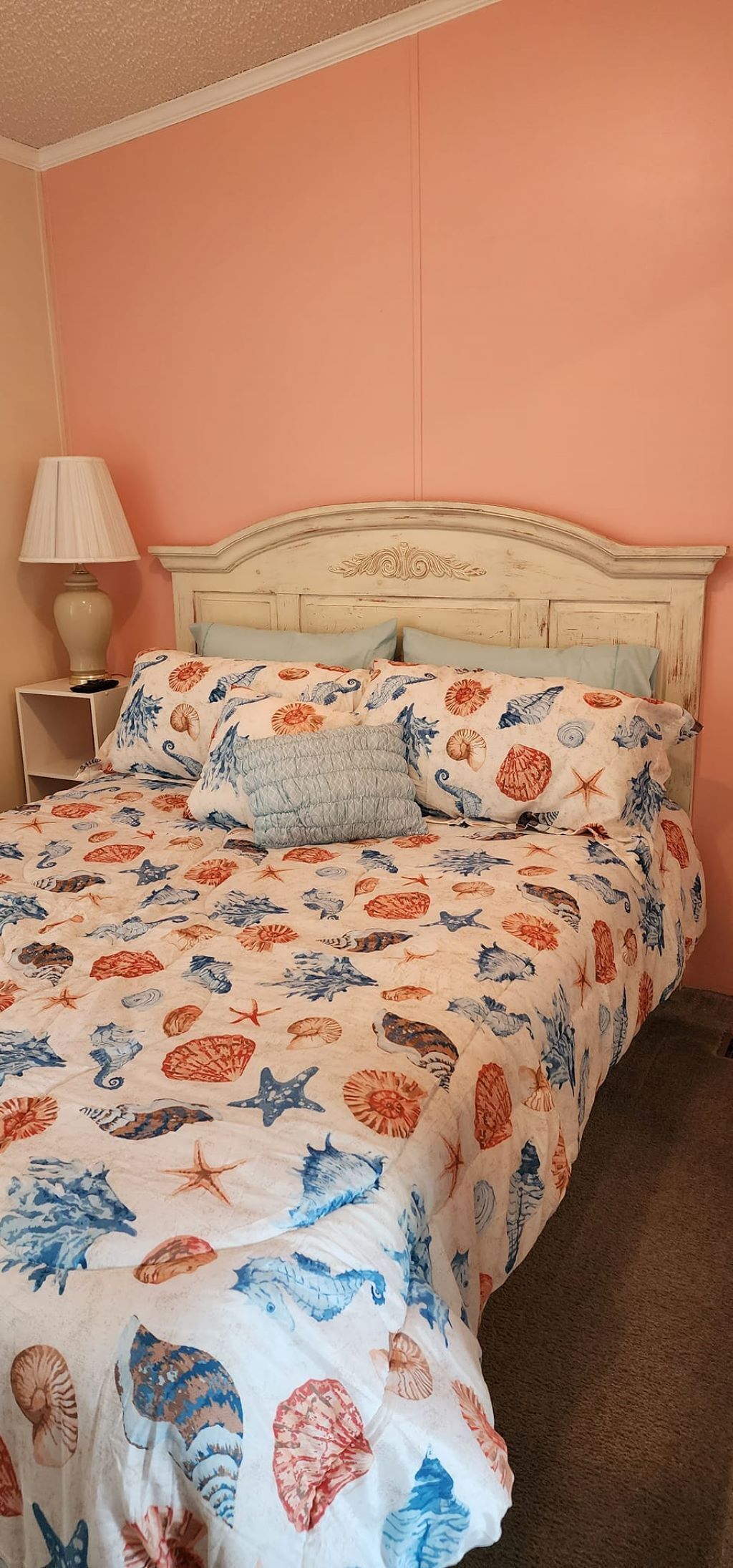 2 室のベッドルーム、アイロン / アイロン台、WiFi (無料)、ベッドシーツ