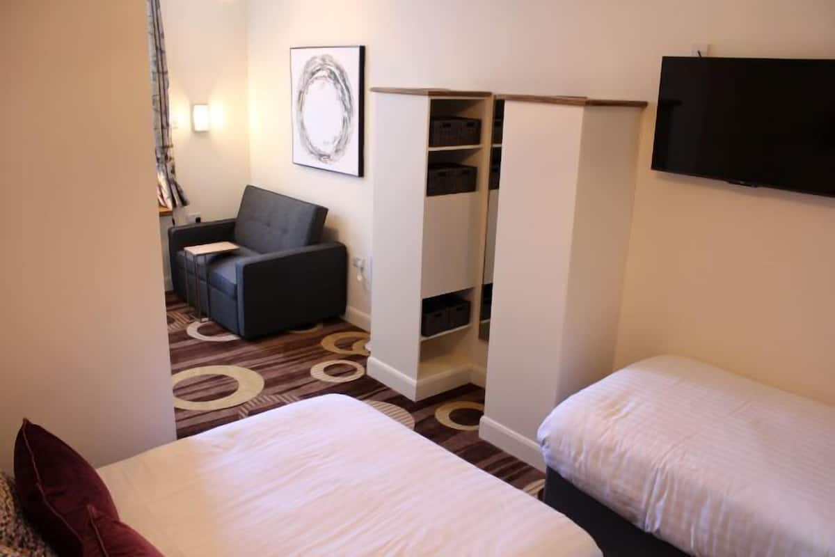 Standaard driepersoonskamer | Gratis wifi, beddengoed