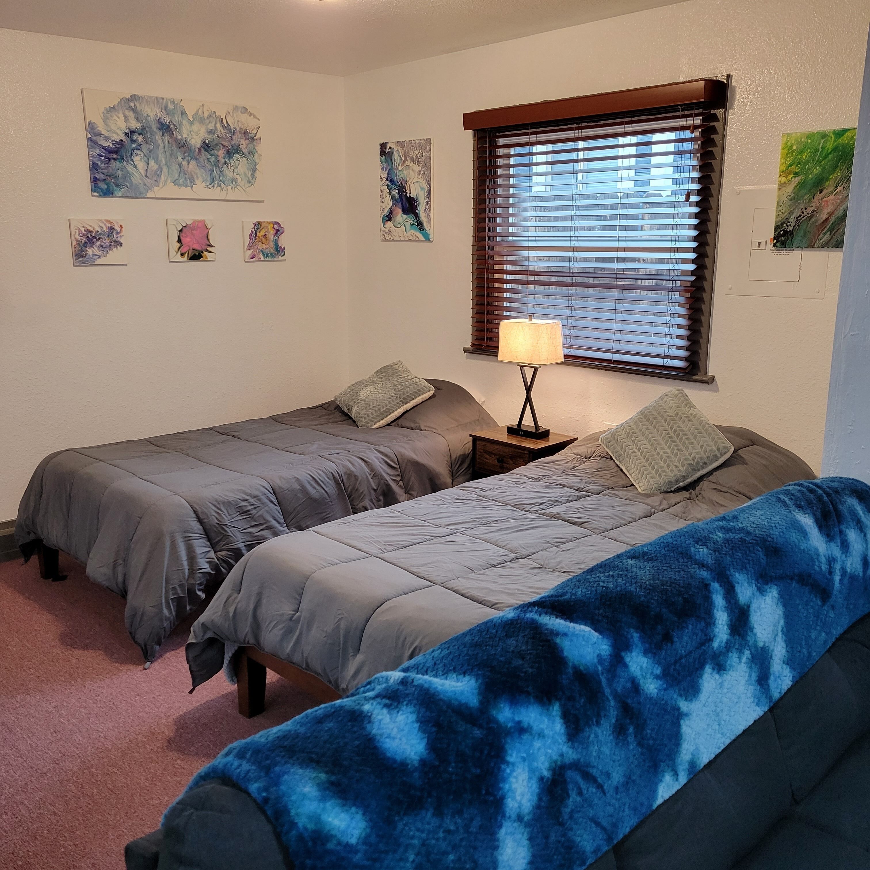 2 habitaciones, wifi gratis y ropa de cama 
