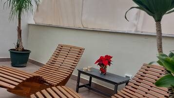 Deluxe tweepersoonskamer | Terras