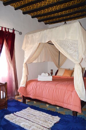 Iron/ironing board, free WiFi, bed sheets - Nasser Palace Hôtel & Bivouacs (Taouz)
