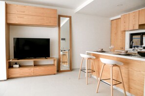 Studio Deluxe