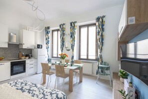 1 bedroom, in-room safe, desk, iron/ironing board