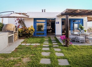 Terrace/patio - HOTEL TOPARA (San Vicente de Cañete)