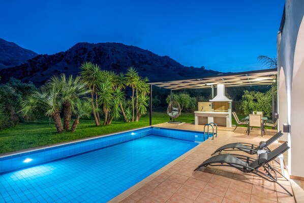 Villa | Pool | Outdoor pool