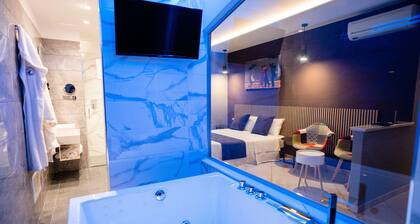 Romantic room with whirlpool