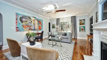 Apartment | Living area