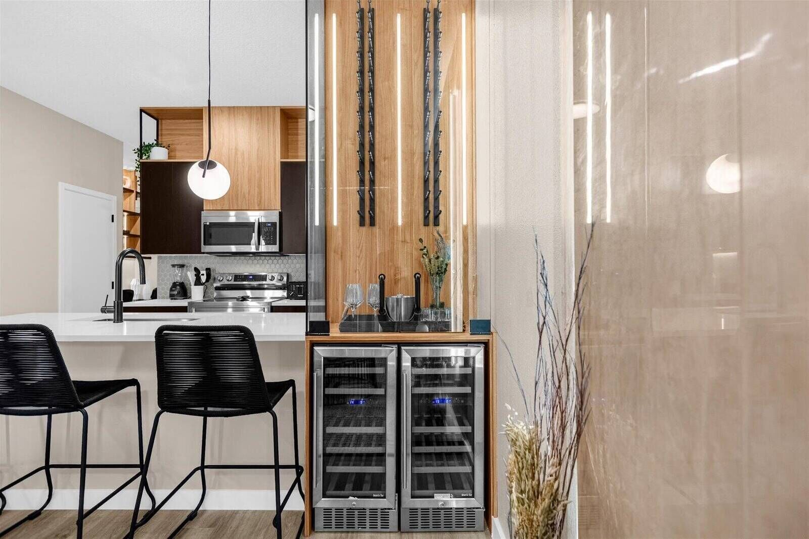 冰箱、微波炉、烤箱、炉灶