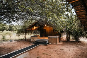 Garden view - Yala Wild Hut (Thissamaharama)