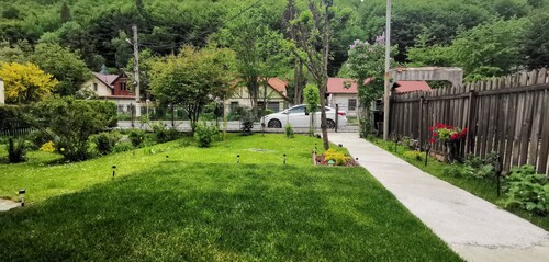 Casa Bunicilor - 3 bedroom house in center Sinaia