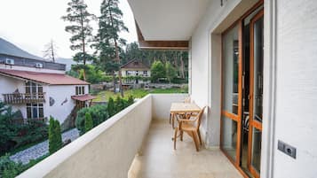 Habitación estándar con 2 camas individuales | Vista desde la habitación