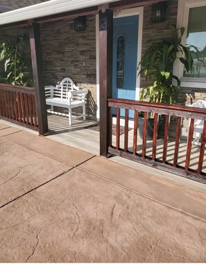 Exterior detail - Casa Orozco #2 (Turlock)