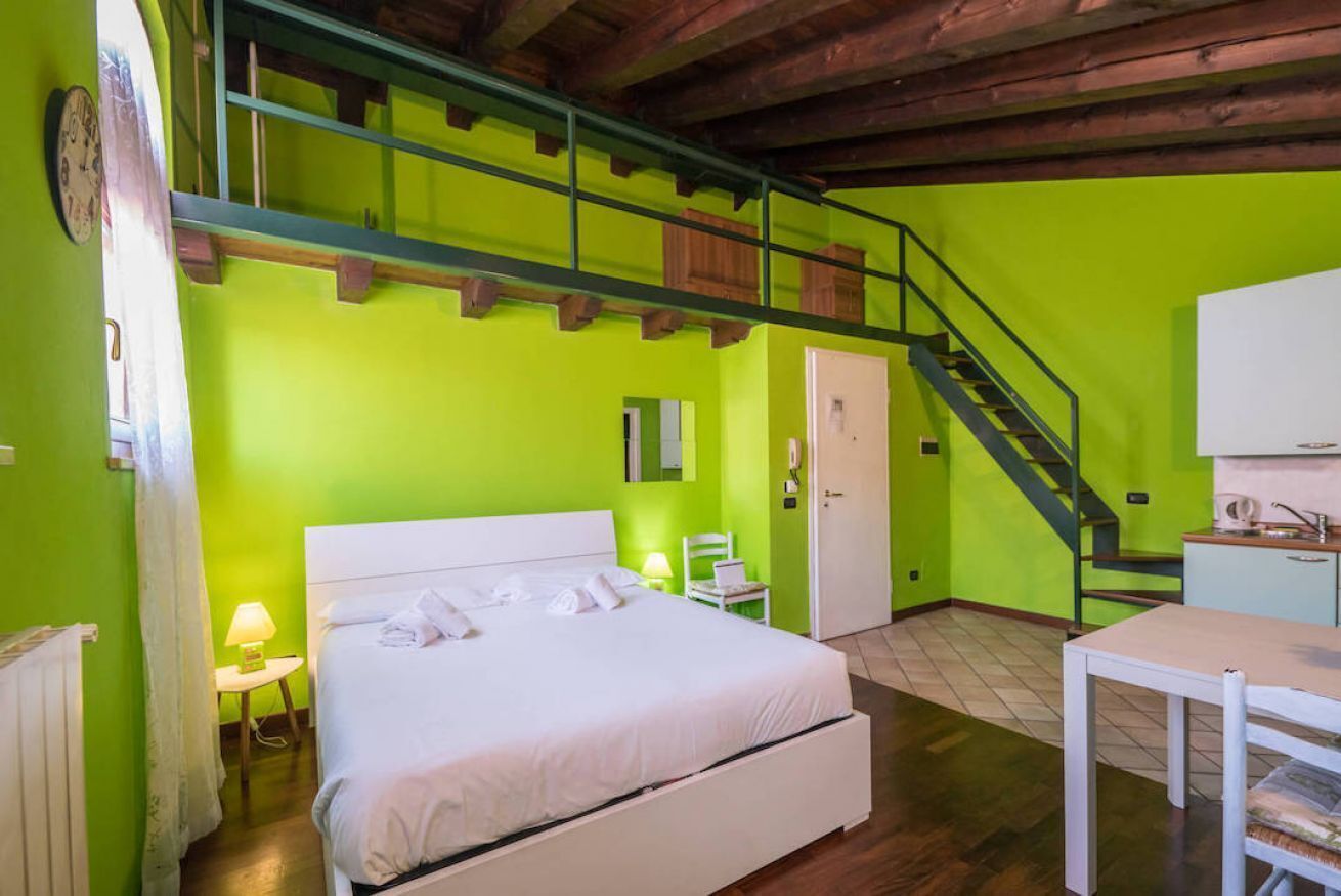 1 chambre, fer et planche à repasser, Wi-Fi, draps fournis