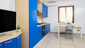Private kitchen - Gardapartments - Marconi city center (Desenzano del Garda)