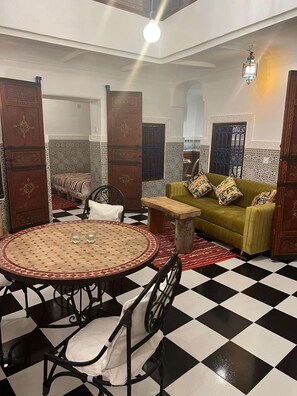 House, Multiple Beds | Dining - Riad L'ayinn in Marrakesh (Marrakech)