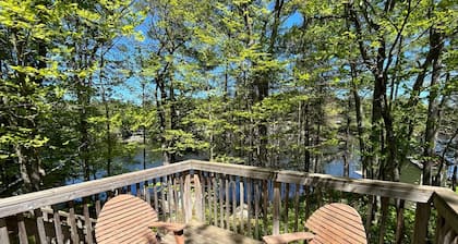 Traditional Lake Muskoka Cottage