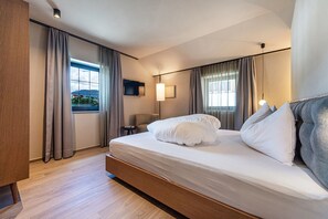3 makuuhuonetta, ilmainen Wi-Fi, vuodevaatteet