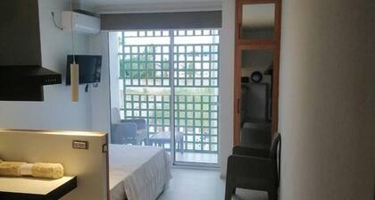 Charming and Luminous Studio in Lake 1, Tunis